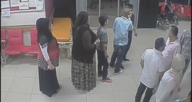 Hastaneyi basıp doktoru zorla götürdüler 