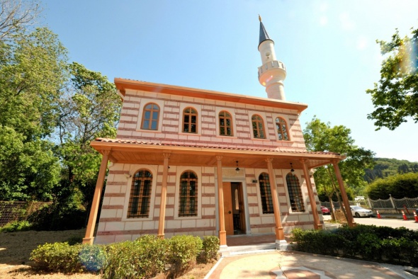 Halk evi olarak kullanılan cami 84 yıl sonra ibadete açıldı