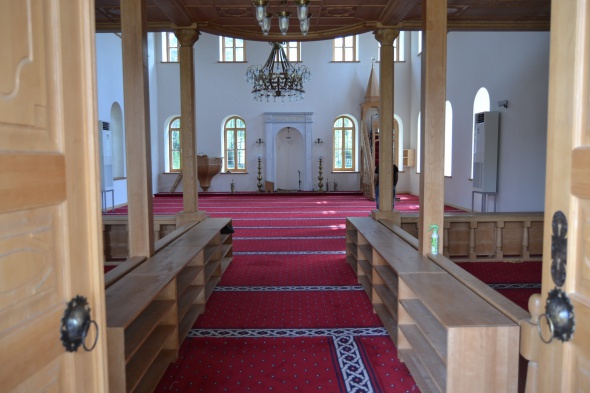 Halk evi olarak kullanılan cami 84 yıl sonra ibadete açıldı