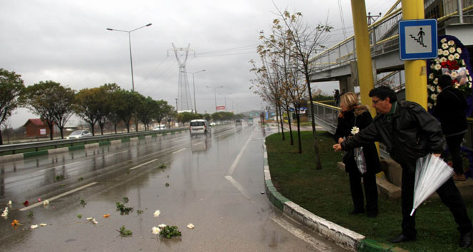 Liseli kızların ölüm yolu çiçeklerle bezendi bursa,liseli kız,ölüm