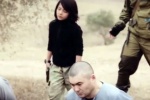 IŞİD, bu sefer infazı çocuk militana yaptırdı 