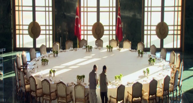 Cumhurbaşkanlığı iftarında kullanılan masa böyle hazırlandı cumhurbaşkanlığı iftar,erdoğan,İftar