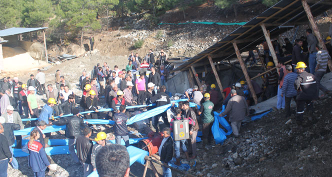 Maden ocağını su bastı: 18 işçi mahsur