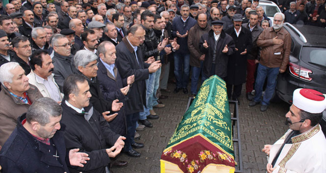 Kılıçdaroğlu'nun kayınvalidesine cemevinde tören düzenlendi Kemal Kılıçdaroğlu,öldü