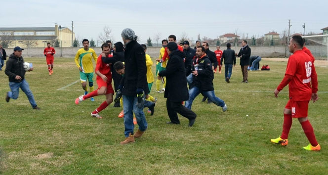 Amatör maçta kavga amatör maç,kavga,Konya