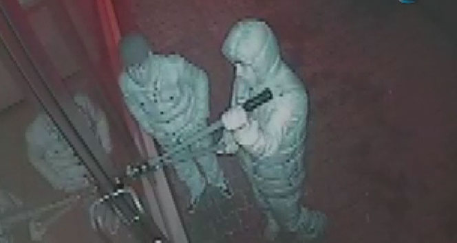 Önce paraları, sonra kuru pastaları çaldılar hırsızlık,kuru pasta,yaş pasta