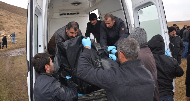 Hakkari' de kan donduran cinayet&nbsp;hakkaride ayaklarına taş bağlanan ceset,hakkaride vahşet