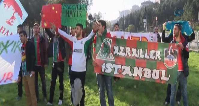 Diyarbakırlı taraftarlardan 'ırkçılık' protestosu&nbsp;diyarbakır,ırkçılık,taraftar