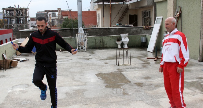 Baba-oğul damda Türkiye Şampiyonası'na hazırlanıyor Sezai Demirbaş,Sezer Demirbaş,Türkiye Boks Şampiyonası