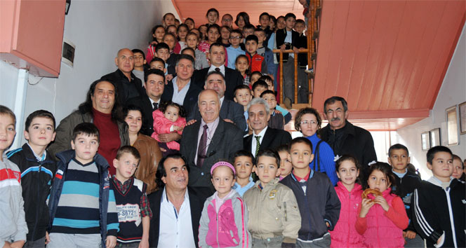 Hababam Sınıfı oyuncuları Orhangazi İlkokulu’nda Hababam Sınıfı,orhangazi ilkokulu