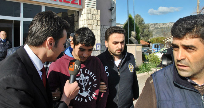 Boğazı kesilen kadının katili komşusu çıktı 