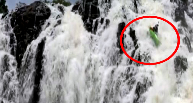 32 metrelik şelaleden nefes kesen atlayış!&nbsp;32 metrelik şelale,Pedro Oliva,Salto Manduri,şelalaeden atlayış