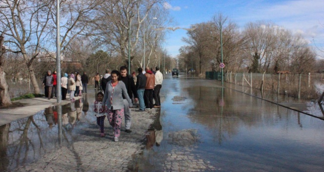 O kentte alarm verildi tahliyeler başladı&nbsp;Edirne,edirne sel,sel