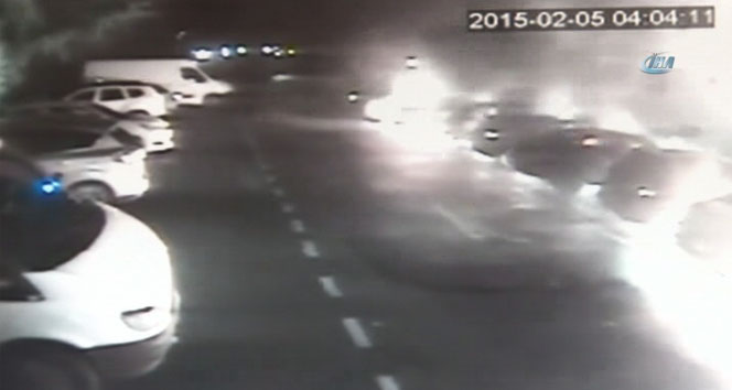 İstanbul’da 9 aracın kundaklanması kamerada&nbsp;araç kundaklama,üsküdar