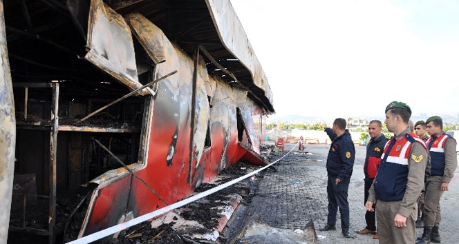 Mersin’de korkunç yangın: 3 ölü, 7 yaralı&nbsp;fabrika,mersin,yangın