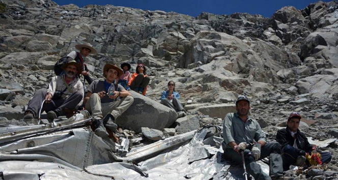 54 yıldır kayıp uçağın enkazı bulundu&nbsp;And Dağları,Green Cross,Satiago,Şili