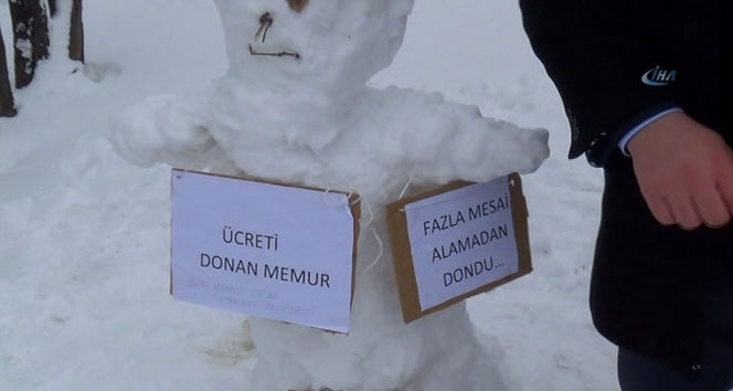 Adliye çalışanları kartopu oynayarak stres attı&nbsp;adliye,kar tapu