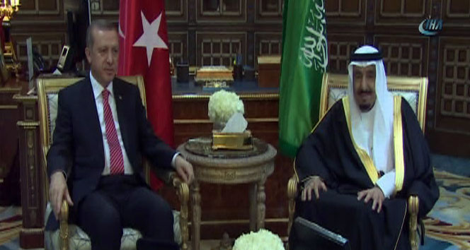 Erdoğan Suudi Arabistan Kralı'yla baş başa görüştü 