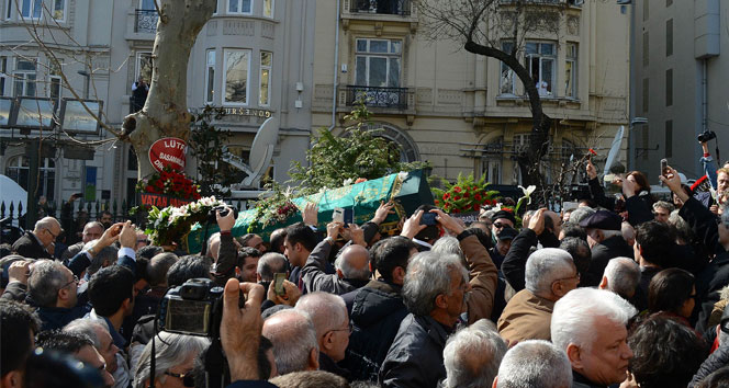 Yaşar Kemal’e alkışlı veda cenaze,yaşar kemal