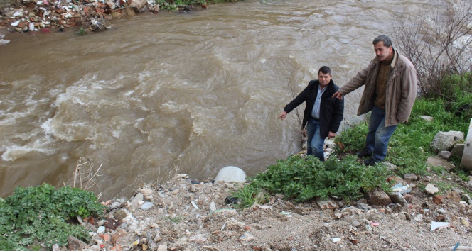 Menderes nehri böyle kirletiliyor, kimse ‘dur’ diyemiyor aydın,çevre kirliliği,Köşk,menderes,Ovaköy